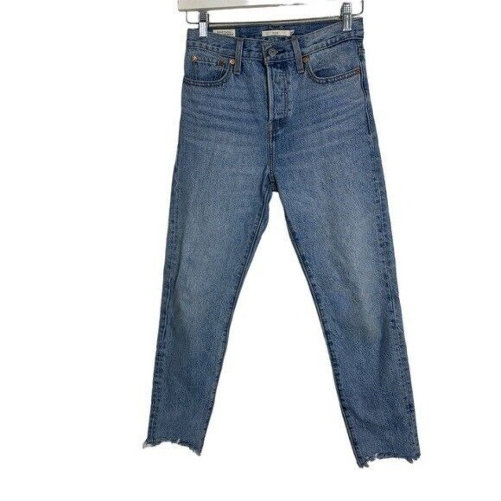 Levi’s Premium Wedgie Button Fly Straight Leg Ankle Jeans Size 25 - Picture 2 of 12